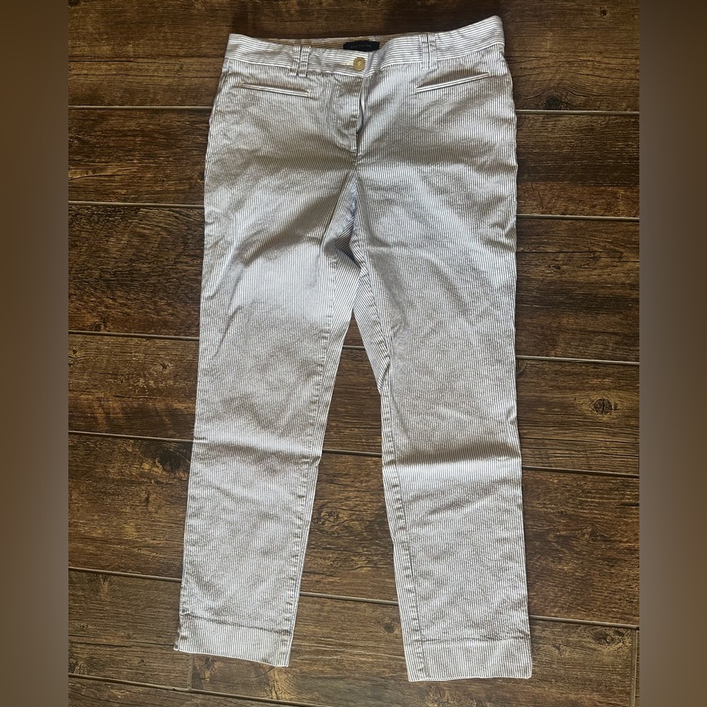 Ann‎ Taylor White and Blue Striped Pants
